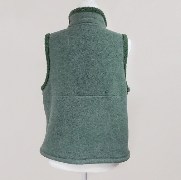 American Eagle Outiffters Green Performance Vest - Picture 3 of 8